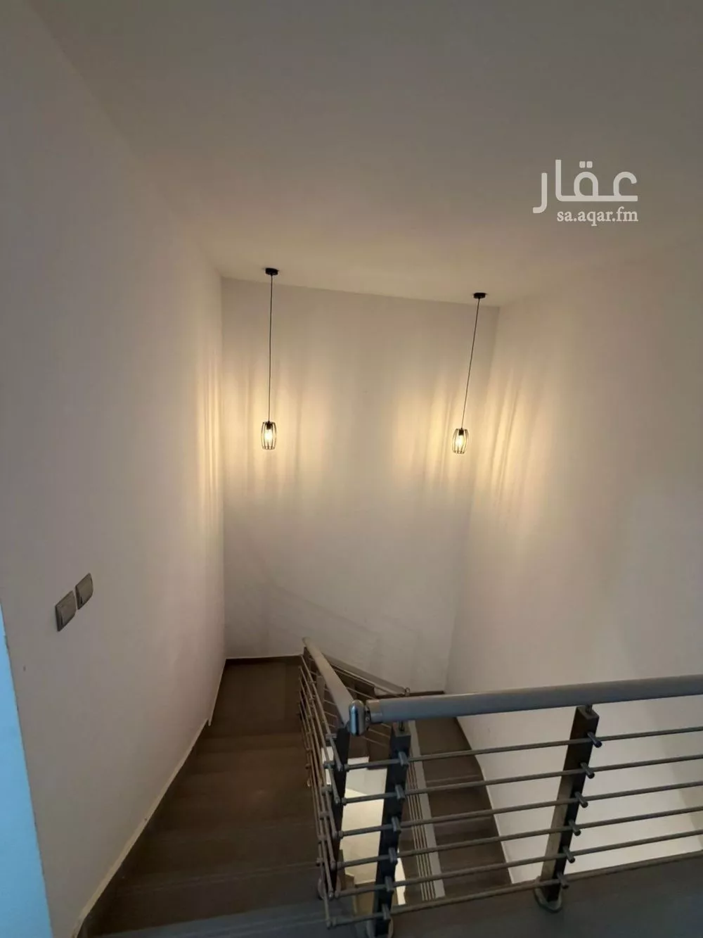 فيلا 7 غرف في النرجس 13
