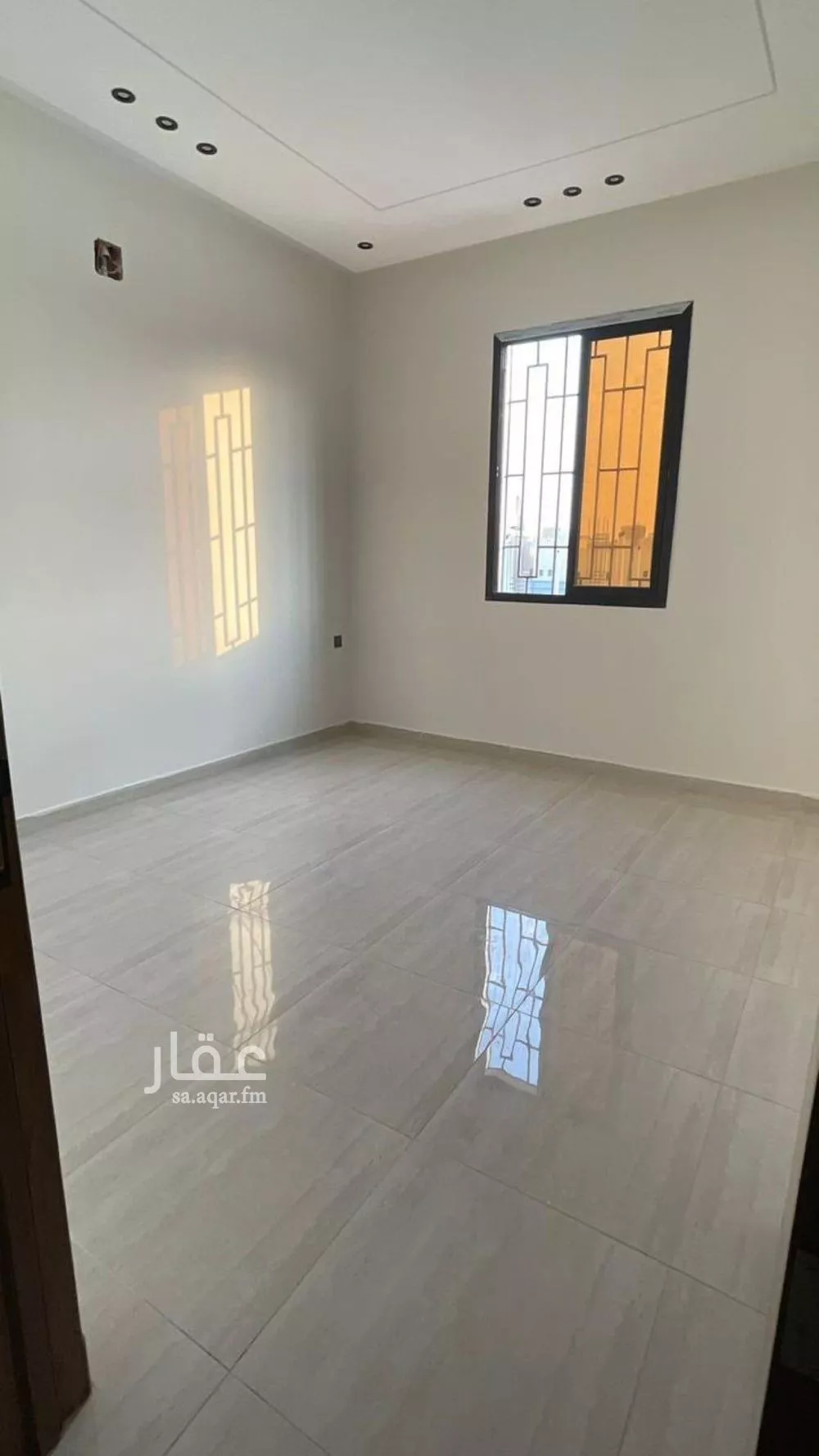 فيلا 7 غرف في طويق 10