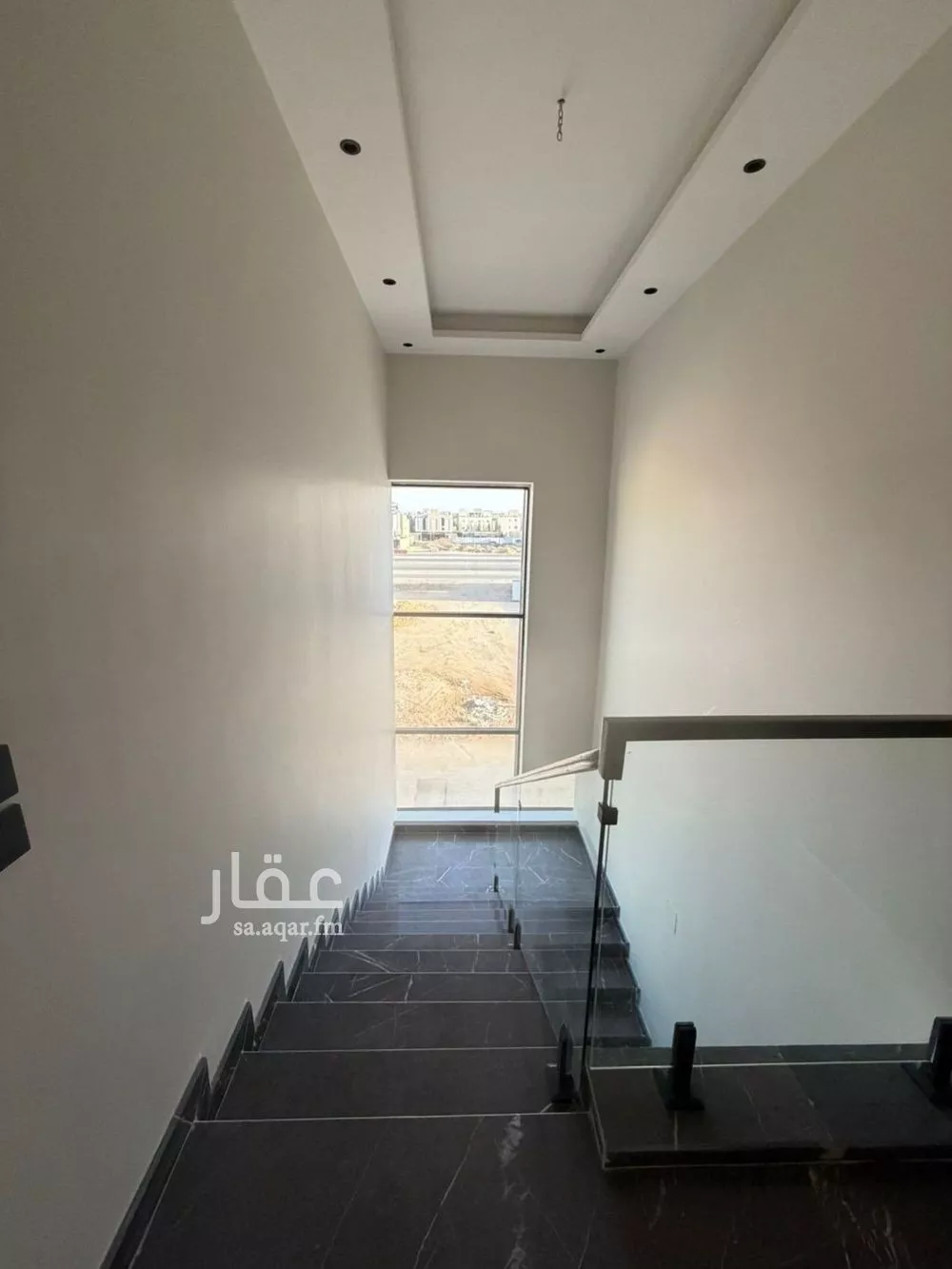 فيلا 5 غرف في العارض 28