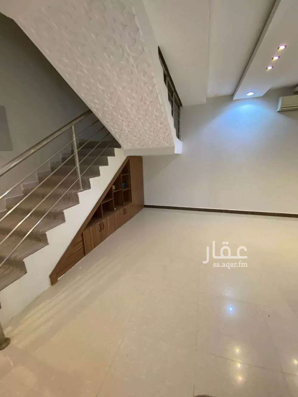 6 bedroom villa in Al Munsiyah 9