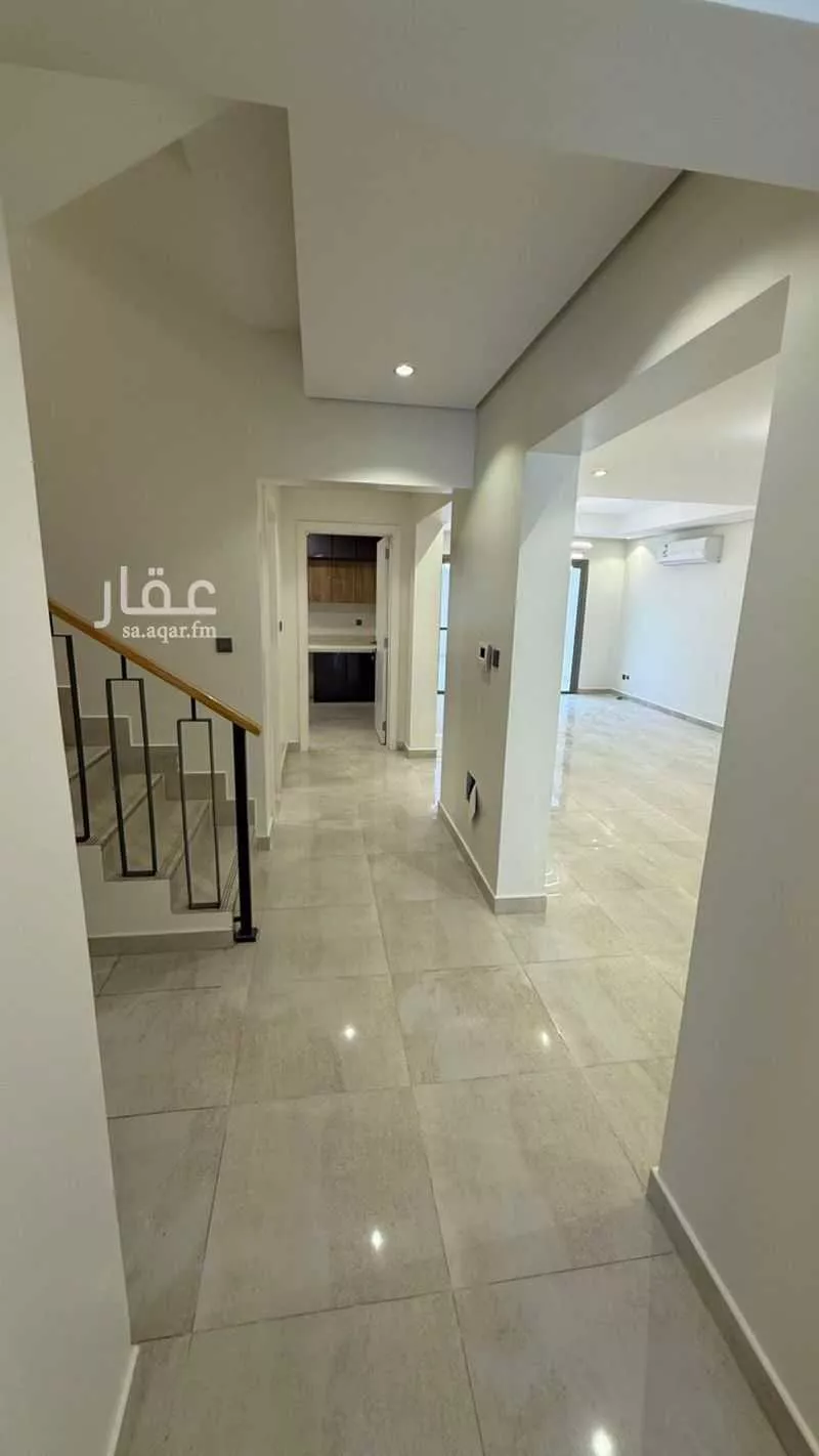 4 bedroom villa in Al Aridh 20