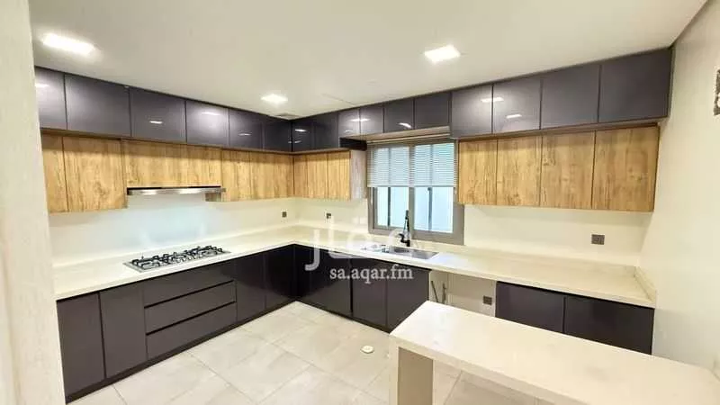 4 bedroom villa in Al Aridh 12