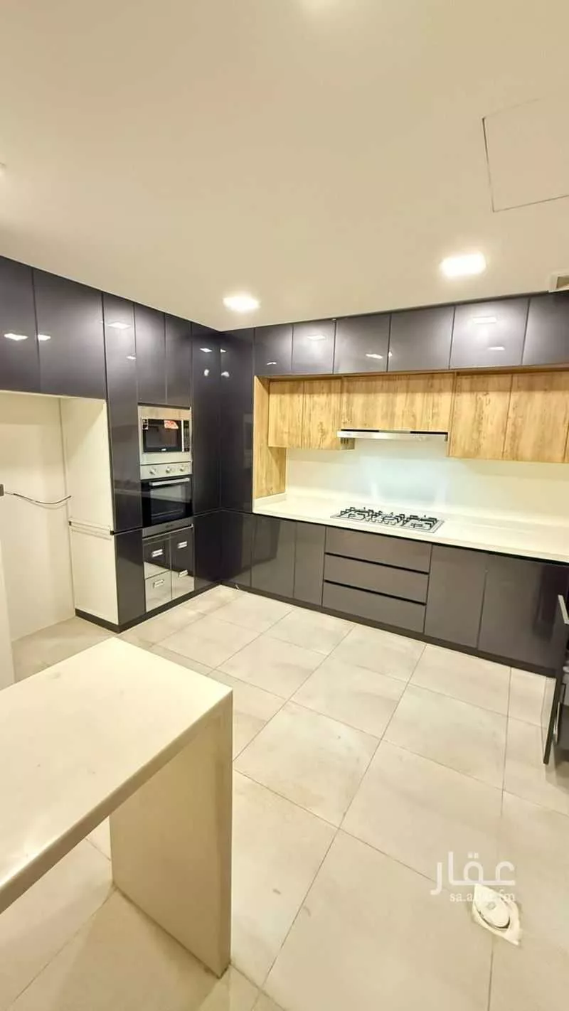 4 bedroom villa in Al Aridh 18