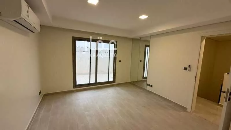 4 bedroom villa in Al Aridh 9
