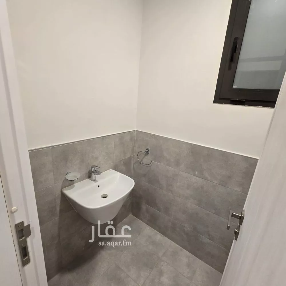 فيلا 10 غرف في النرجس 21