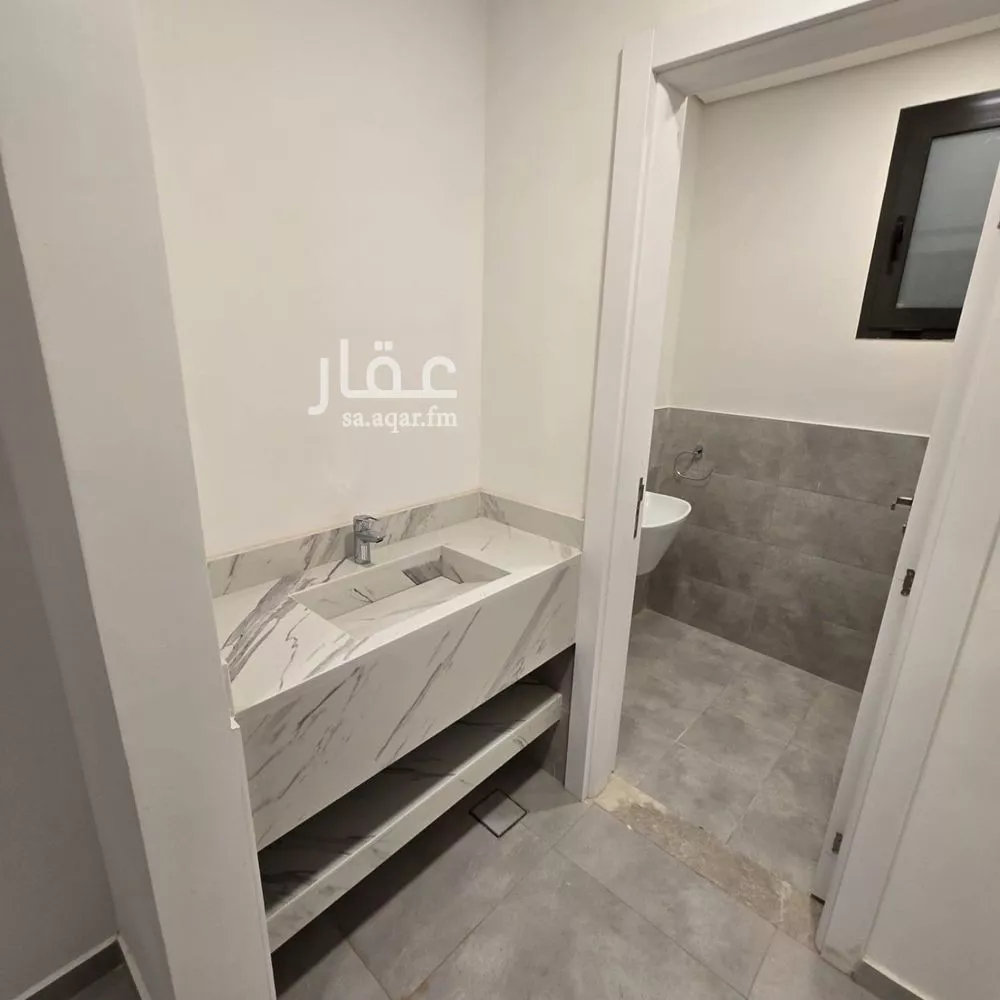 فيلا 10 غرف في النرجس 4