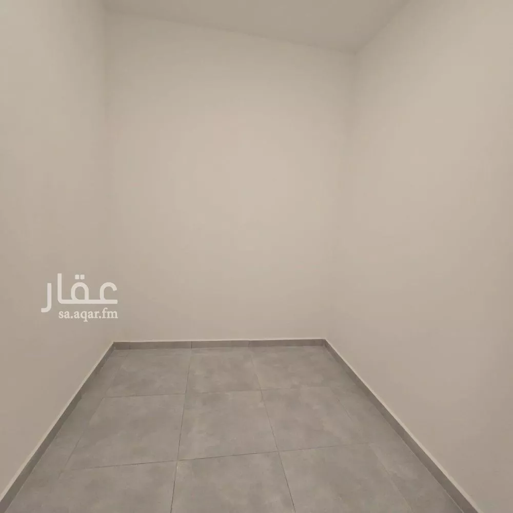 فيلا 10 غرف في النرجس 5