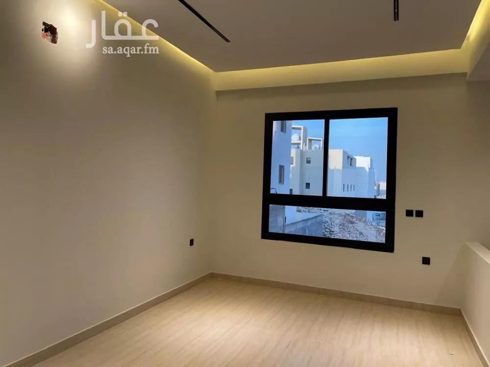3 bedroom villa in Al Mahdiyyah, Riyadh 11