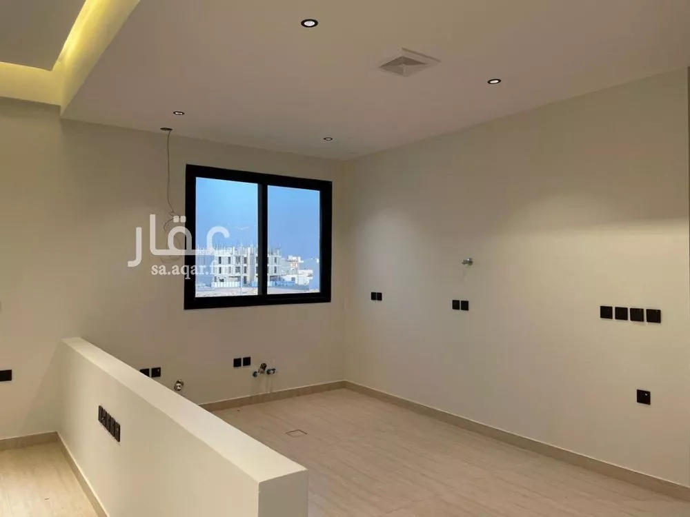 3 bedroom villa in Al Mahdiyyah, Riyadh 14