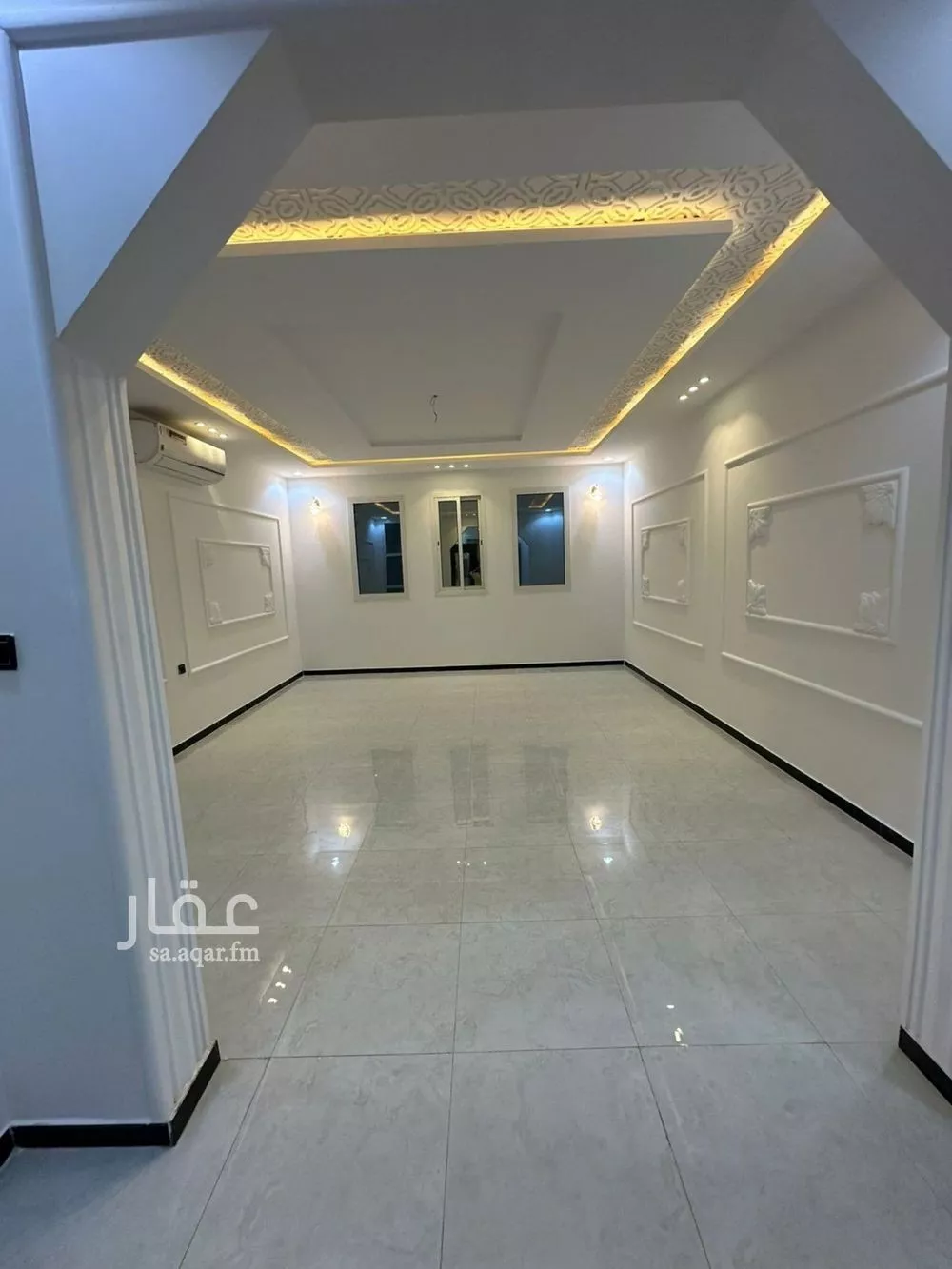 فيلا 4 غرف في الرمال 21