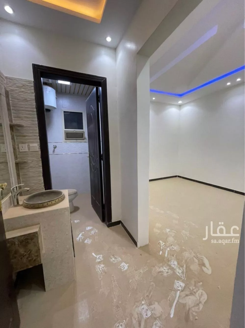 9 bedroom villa in Al Rimal 12