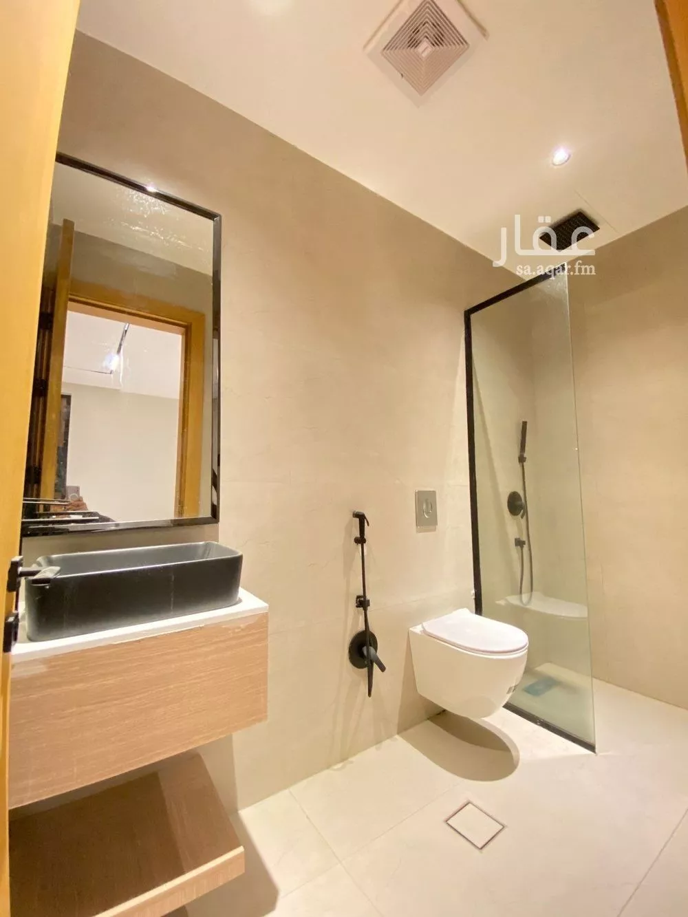 6 bedroom villa in Al Aridh 24