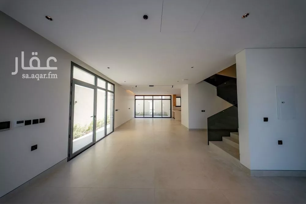 5 bedroom villa in Al Qairawan 3
