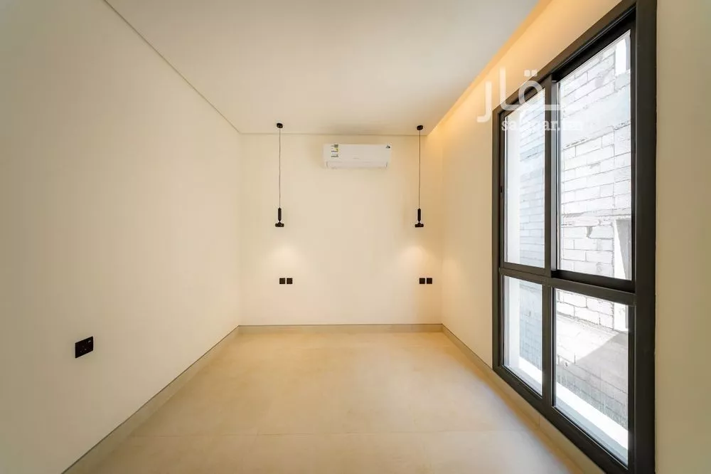 5 bedroom villa in Al Qairawan 7
