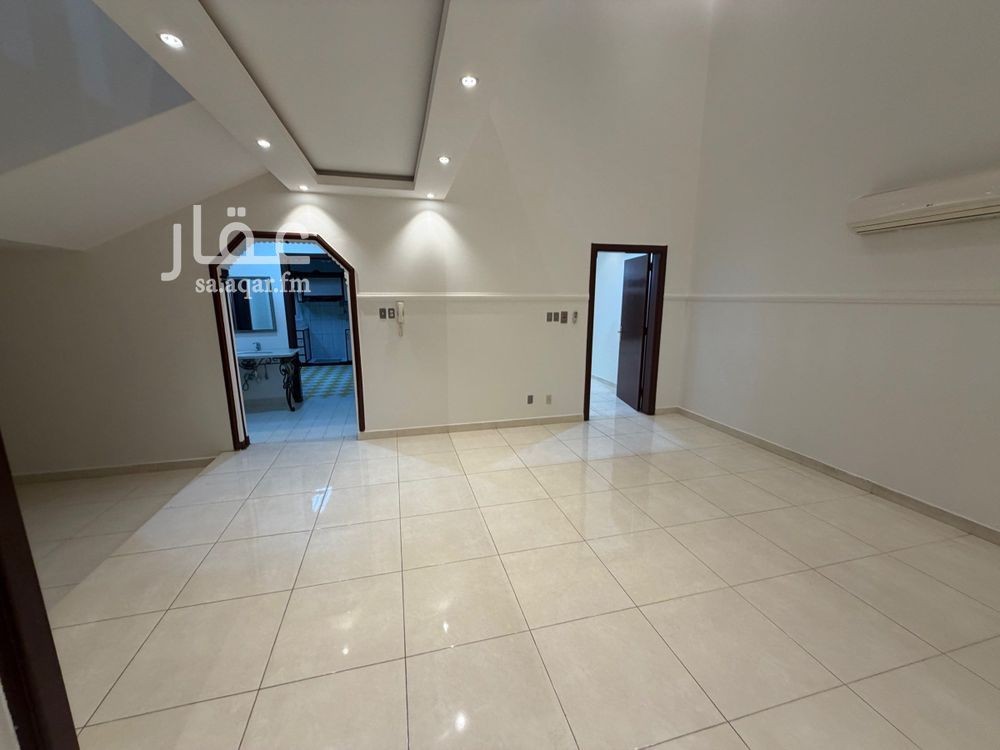 4 bedroom villa in Al Izdihar, Riyadh 9