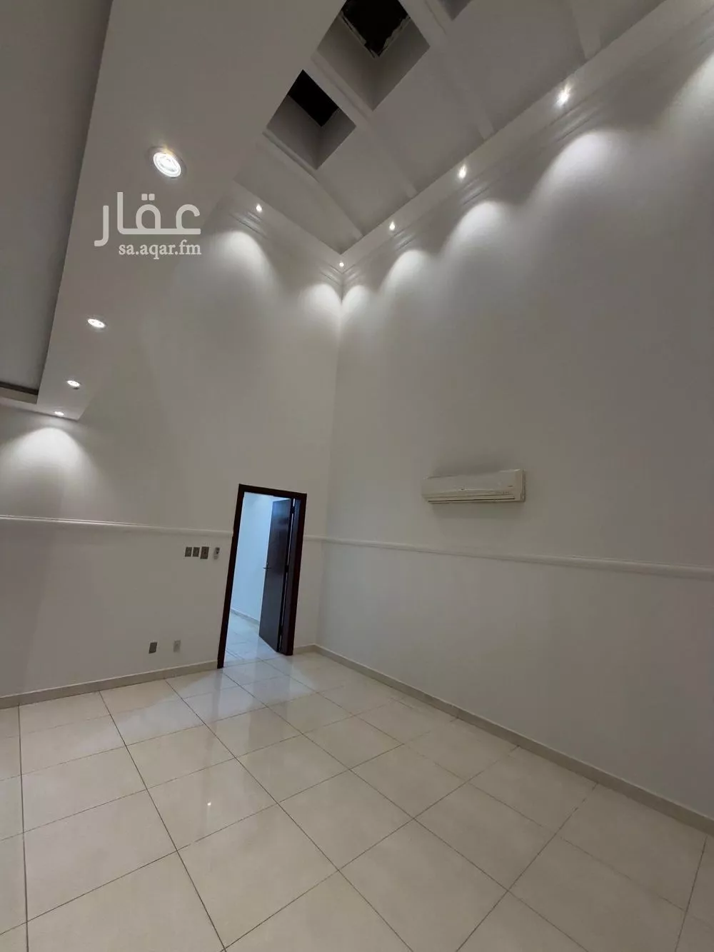 فيلا 4 غرف في الازدهار 11