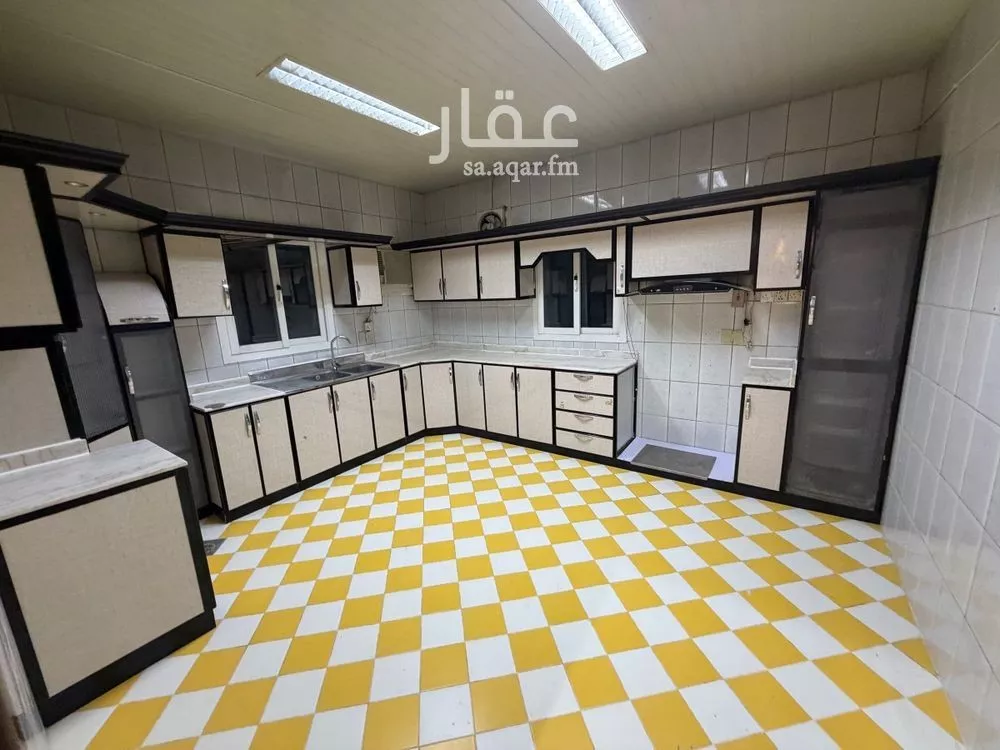 فيلا 4 غرف في الازدهار 13