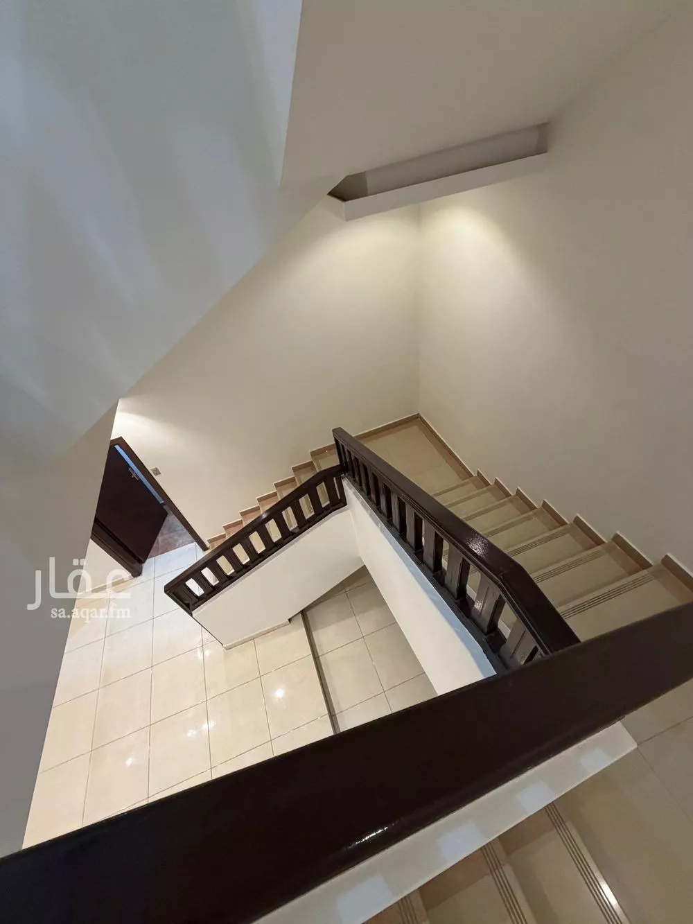 فيلا 4 غرف في الازدهار 27