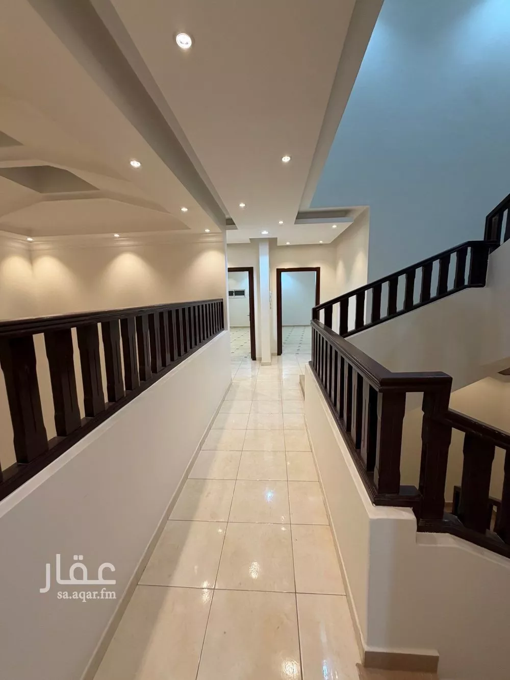 فيلا 4 غرف في الازدهار 30