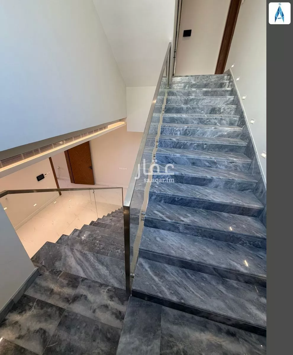 3 bedroom villa in Al Ghadir 10