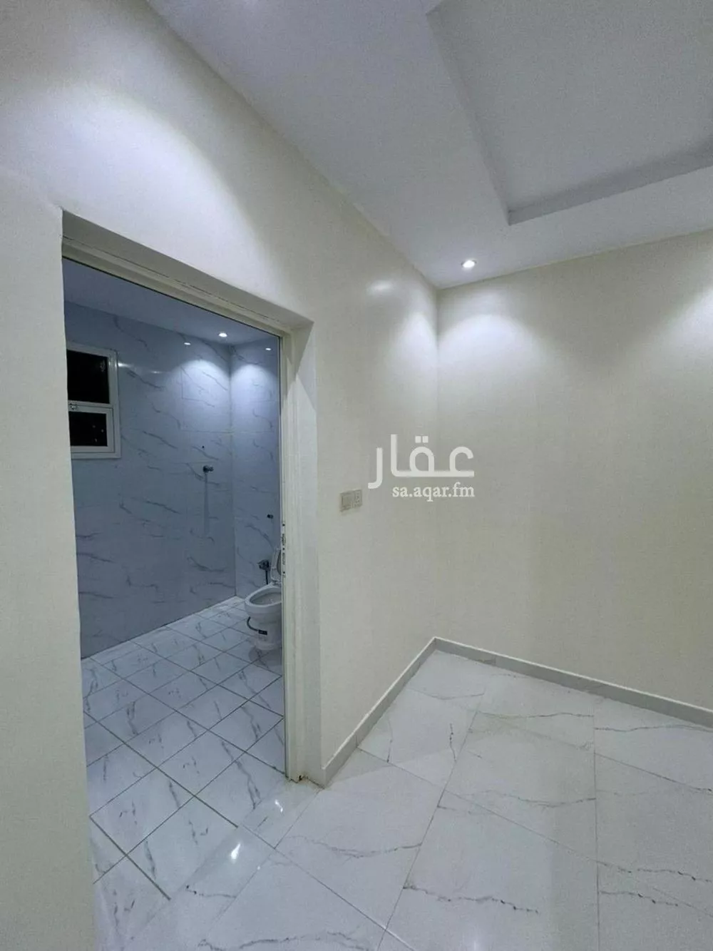 8 bedroom villa in Al Qadisiyah 6