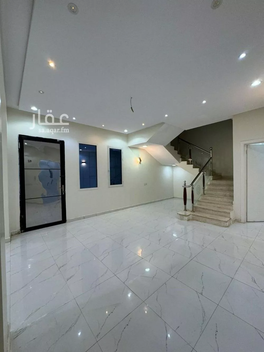 8 bedroom villa in Al Qadisiyah 10