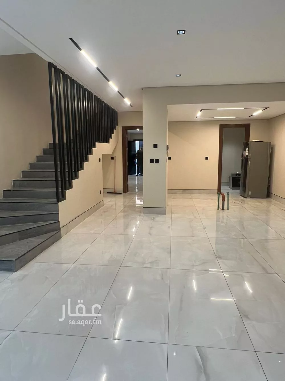 فيلا 5 غرف في الياسمين 18