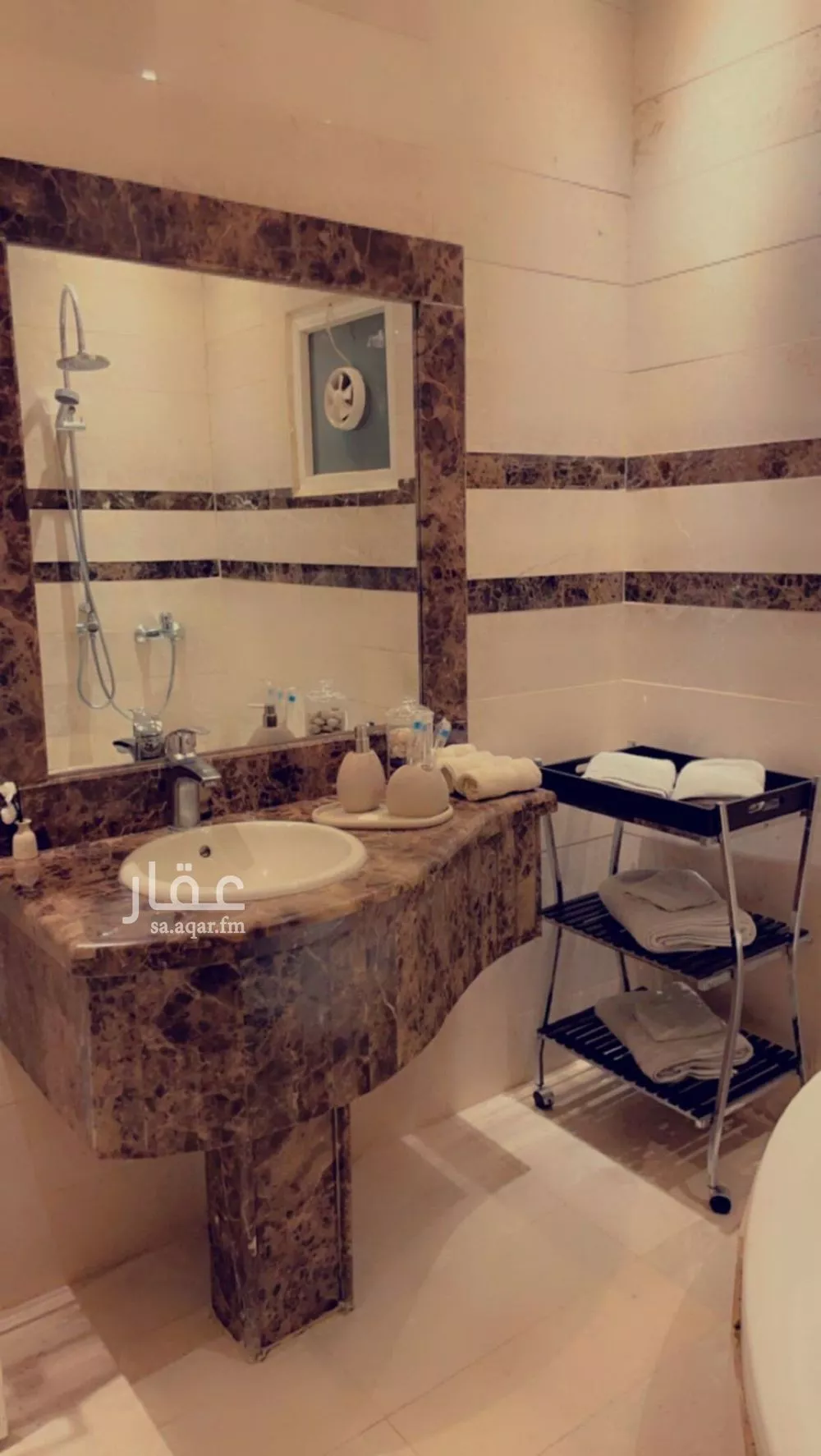5 bedroom villa in Al Munsiyah 9