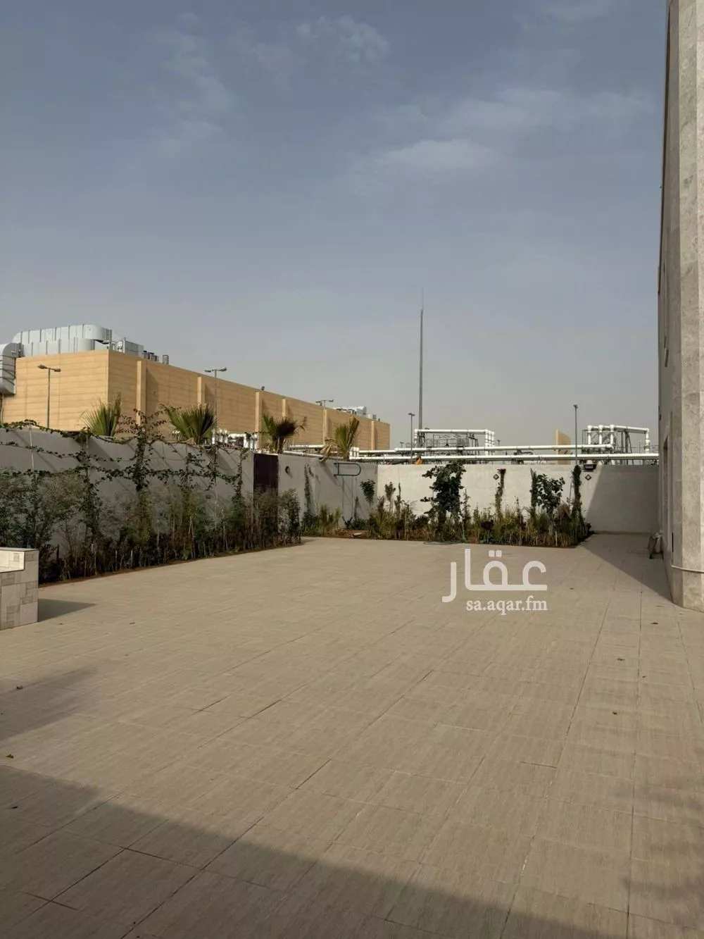 فيلا 5 غرف في العقيق 6