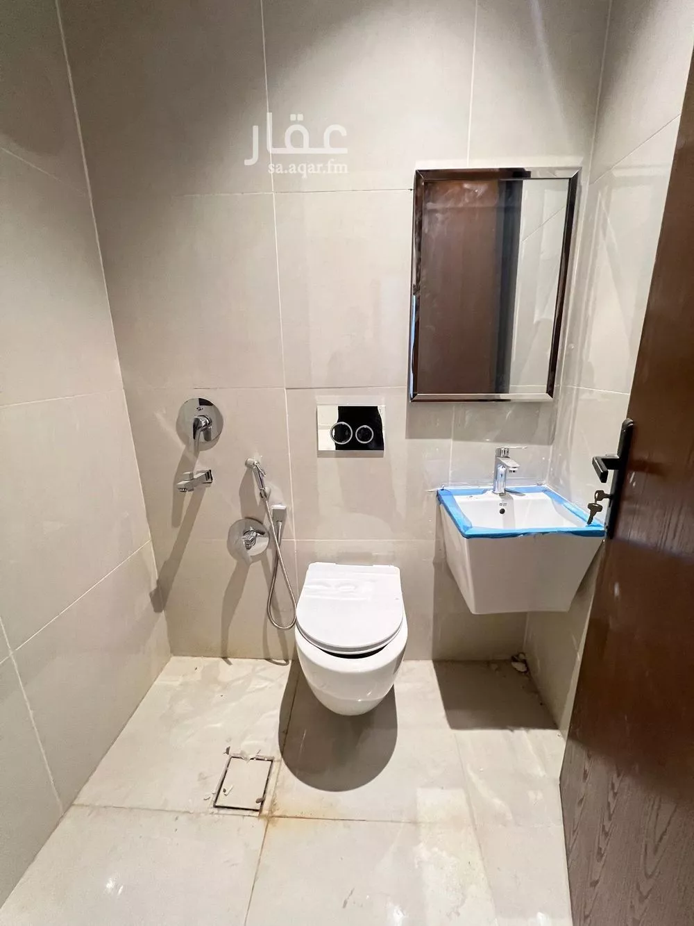 4 bedroom apartment in Al Yarmouk 6