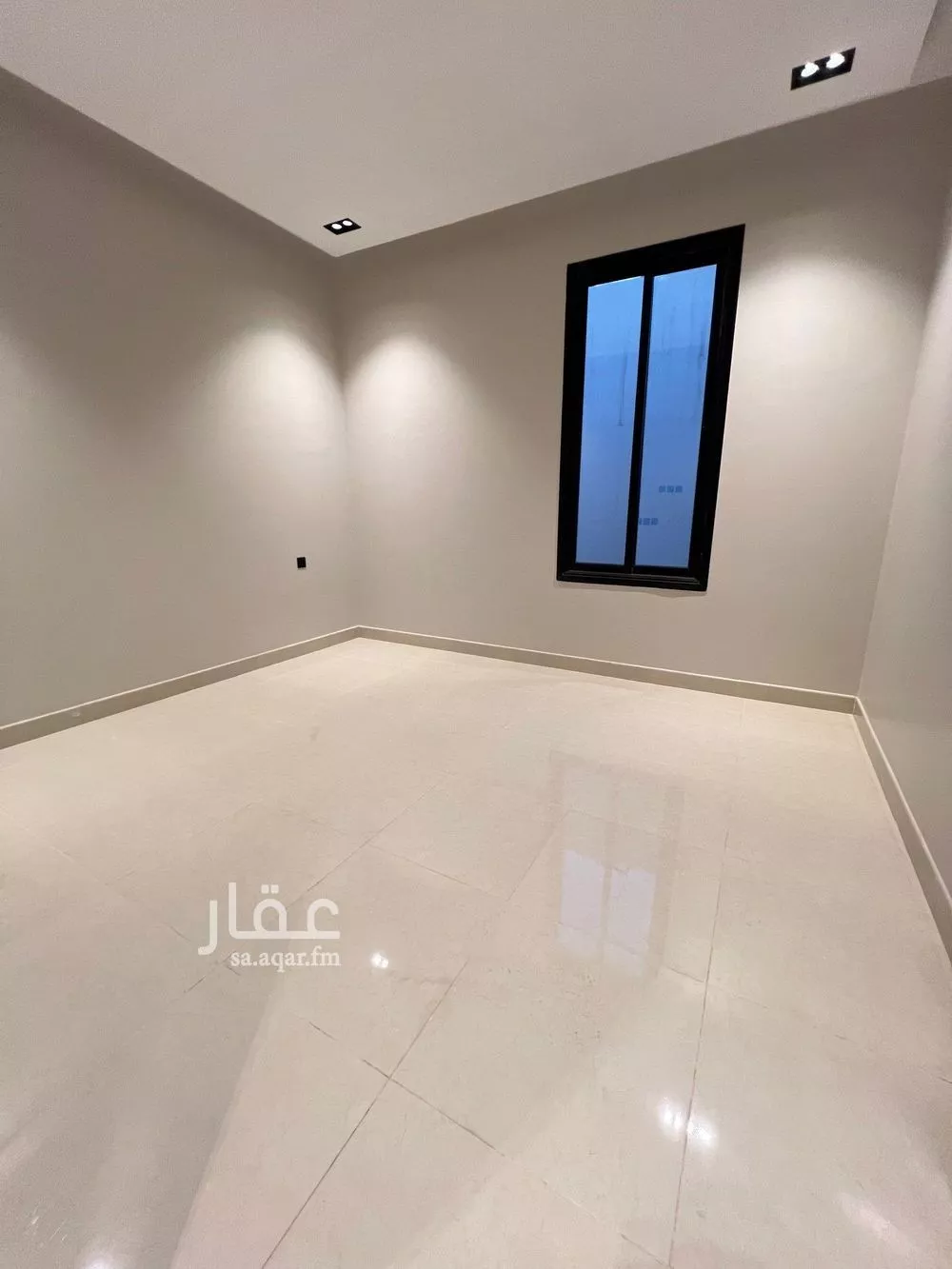 4 bedroom apartment in Al Yarmouk 7