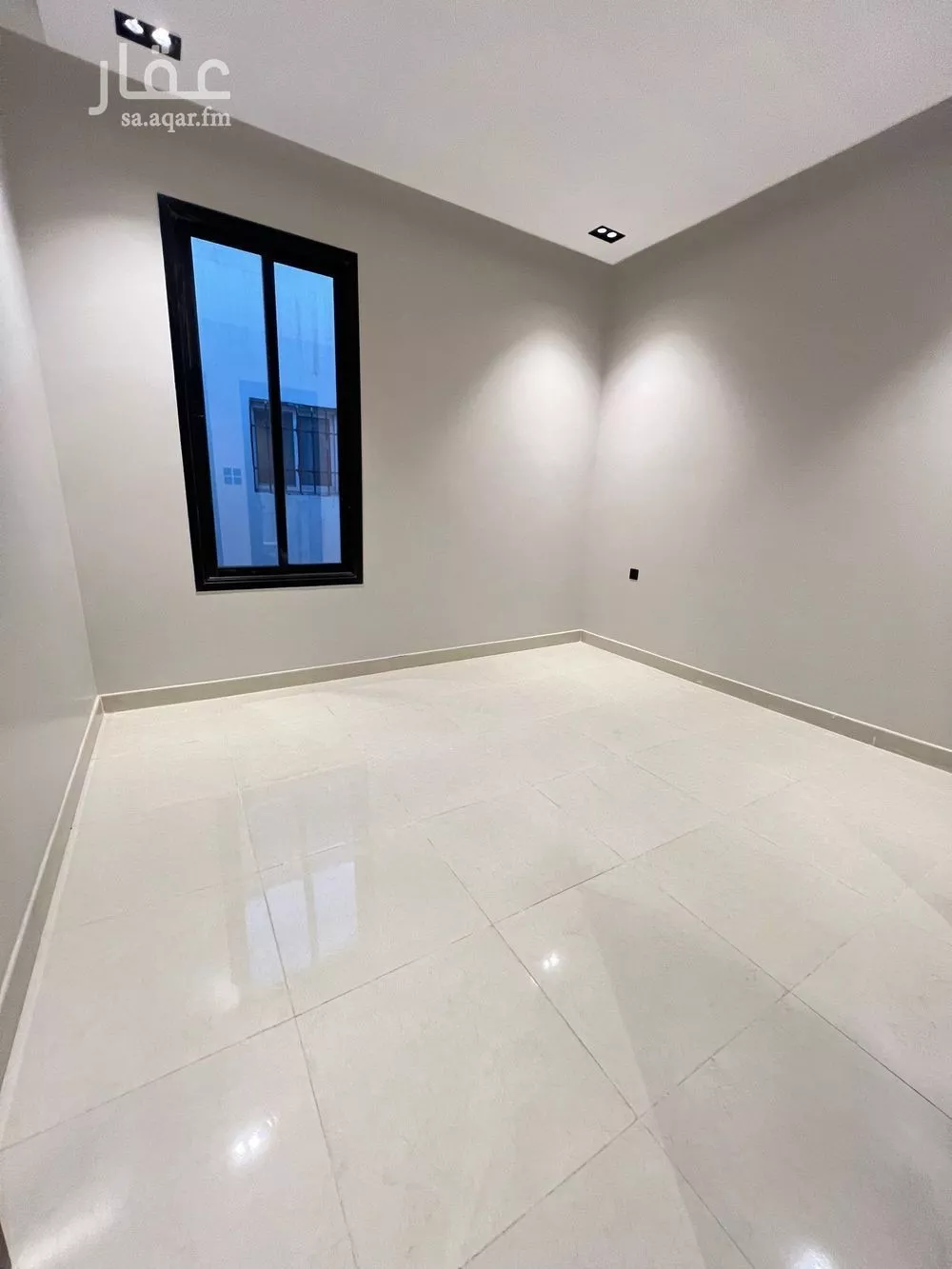 4 bedroom apartment in Al Yarmouk 9
