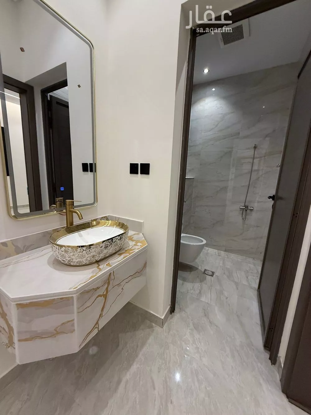 5 bedroom apartment in Badr 8