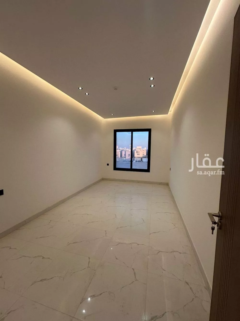 4 bedroom apartment in Al Hazm 11