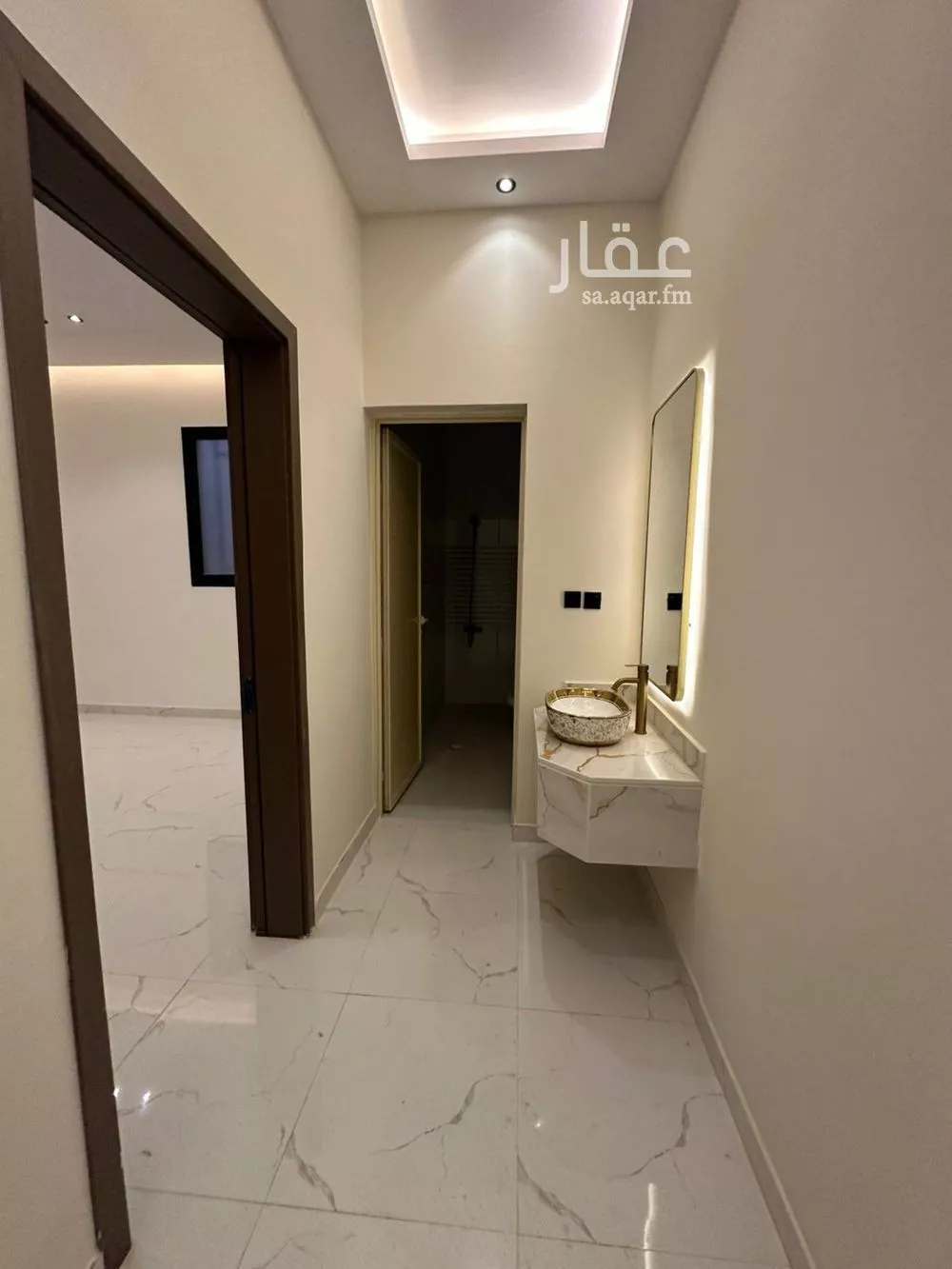 4 bedroom apartment in Al Hazm 15