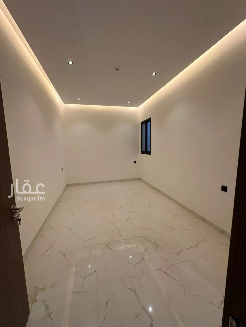 4 bedroom apartment in Al Hazm 8