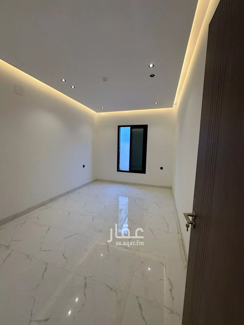 4 bedroom apartment in Al Hazm 9