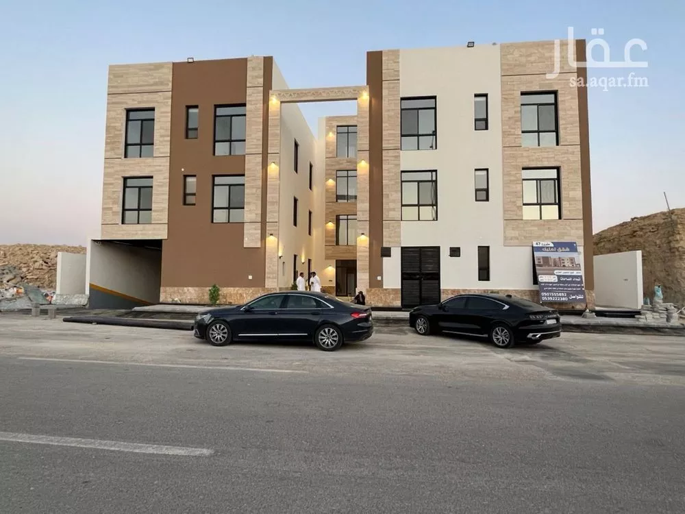 3 bedroom apartment in Al Mahdiyyah 4