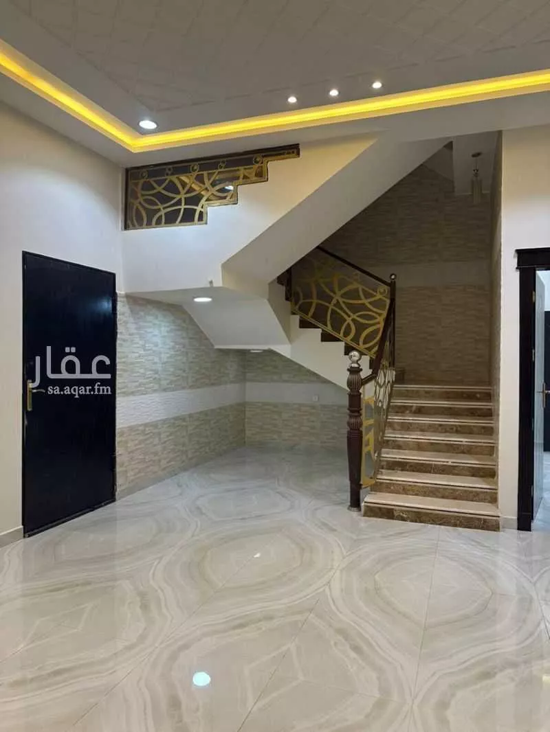 5 bedroom villa in Al Narjis 13