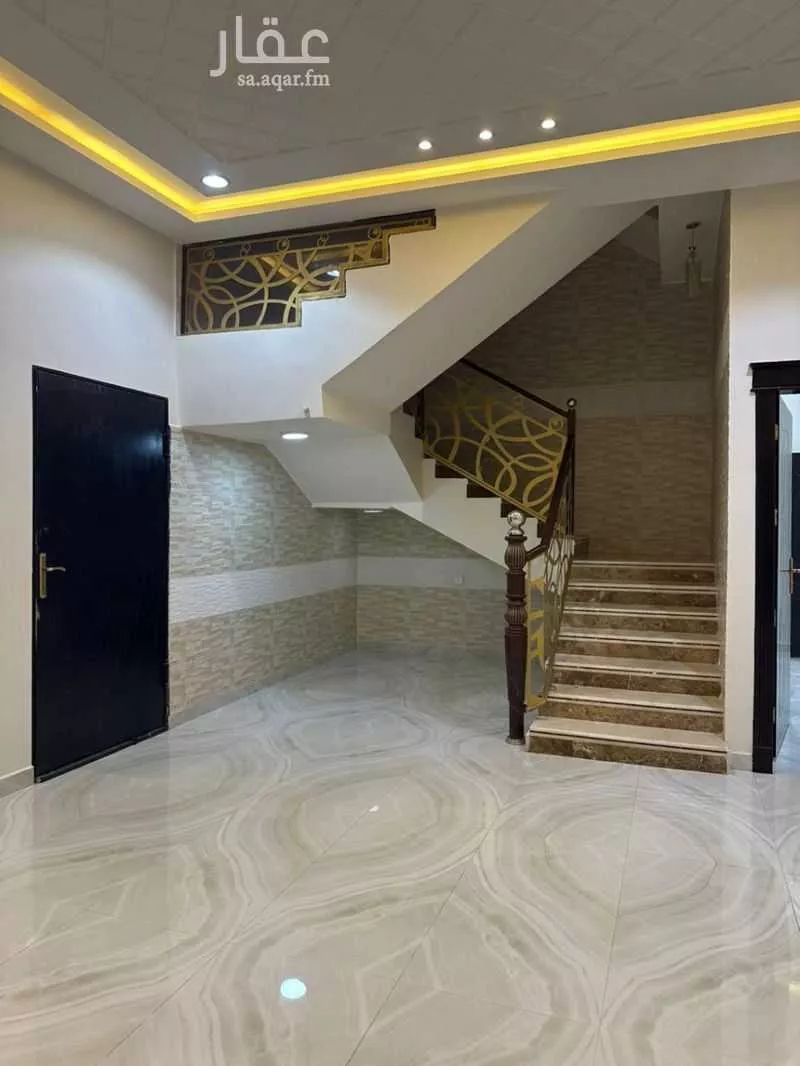 5 bedroom villa in Al Narjis 17
