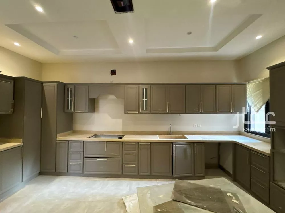 5 bedroom villa in Al Aridh 2