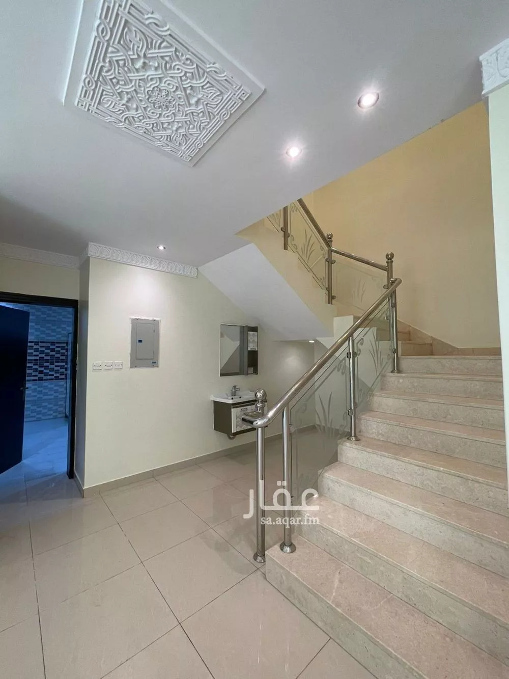 فيلا 5 غرف في الوادي 6