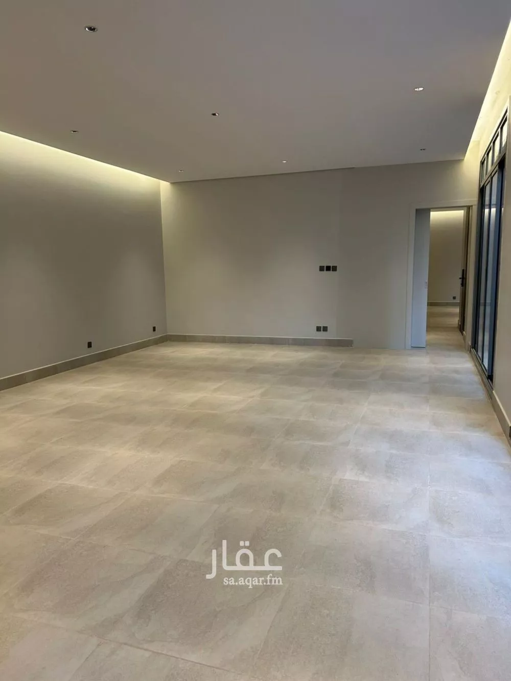 فيلا 5 غرف في النرجس 15