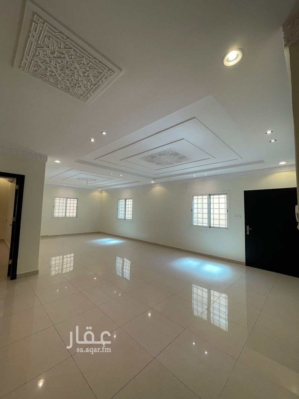 6 bedroom villa in Al Wadi, Riyadh 3