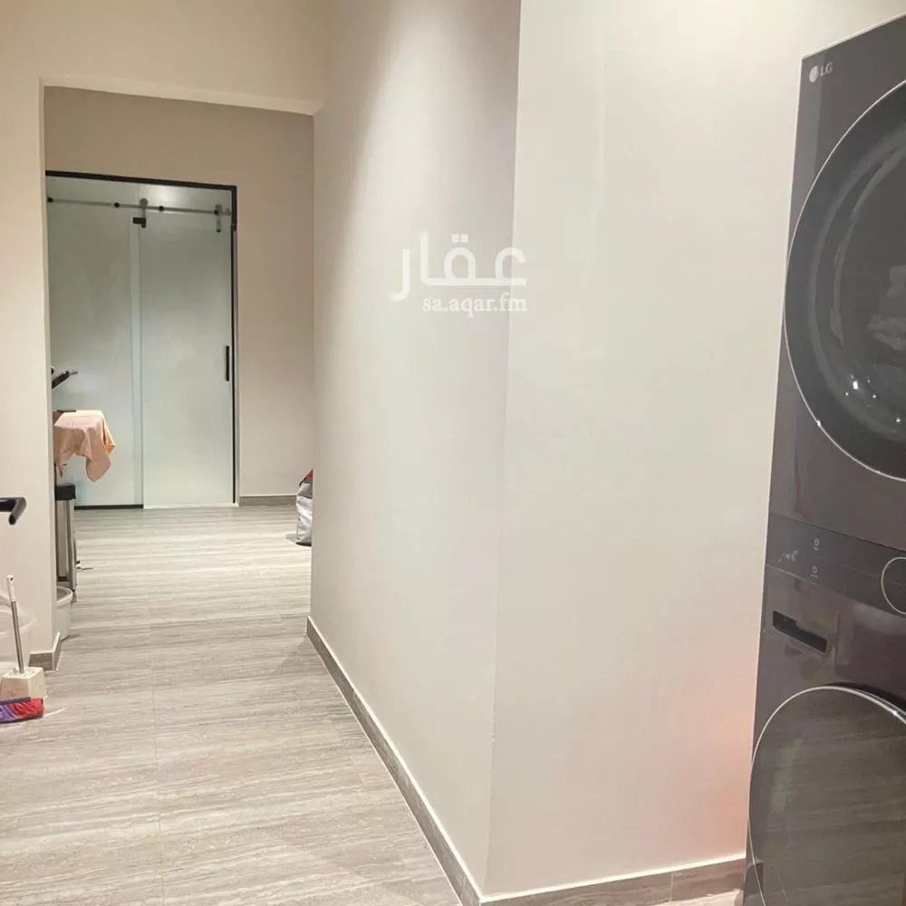 فيلا 8 غرف في الرمال 8