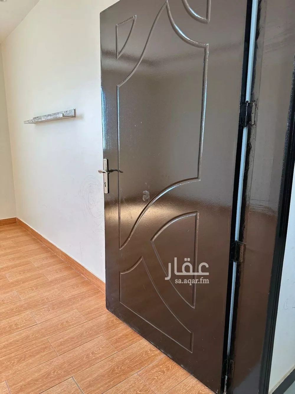 فيلا 8 غرف في طويق 17