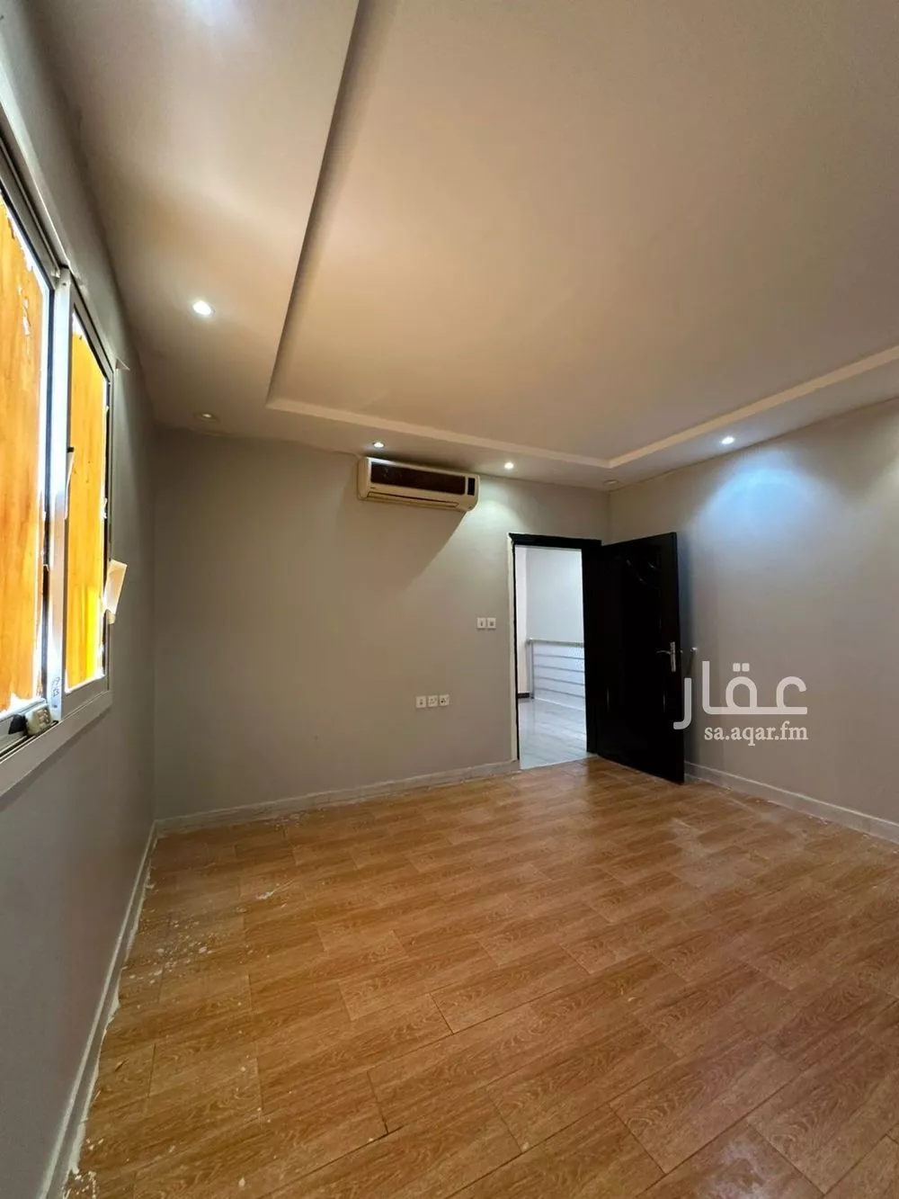 فيلا 8 غرف في طويق 19