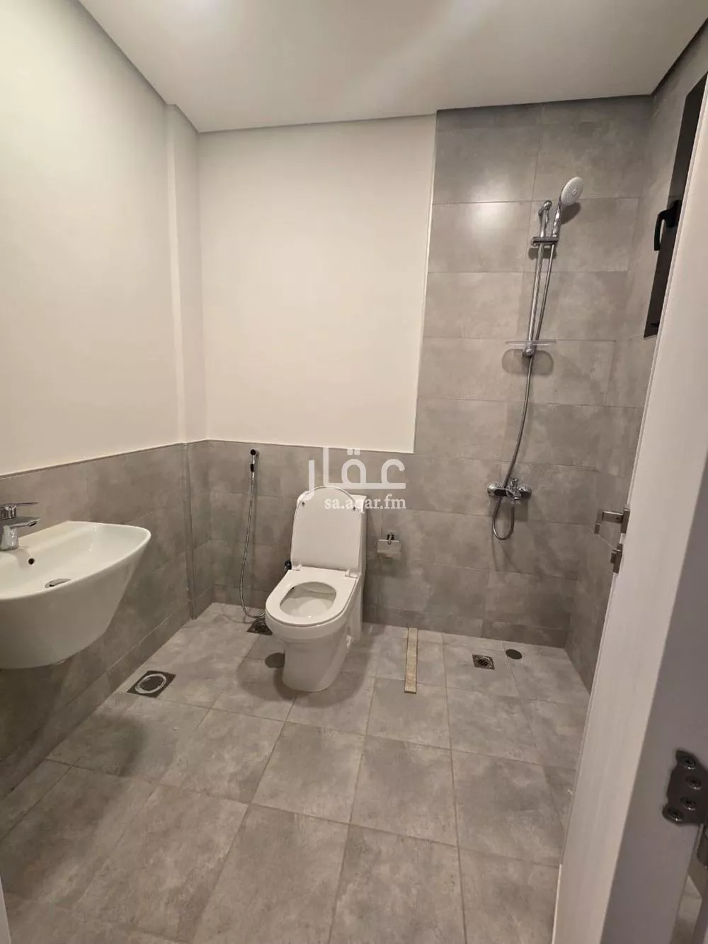 6 bedroom villa in Al Narjis, Riyadh 8