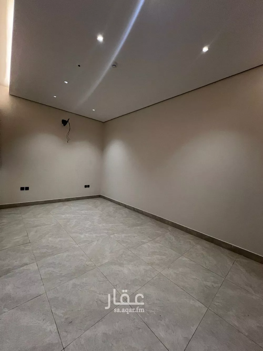شقة 4 غرف في الرمال 9