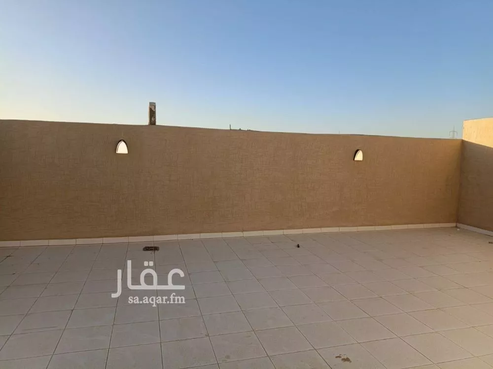 3 bedroom floor in Okaz 5